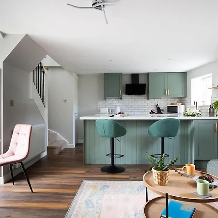 Ivy Mews Barn In Village Sleeps 2 * Scarborough